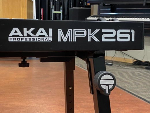 Akai MPK261 5